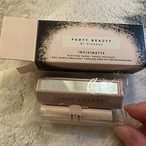 Fenty Beauty Invisimatte Blotting Paper -brand new